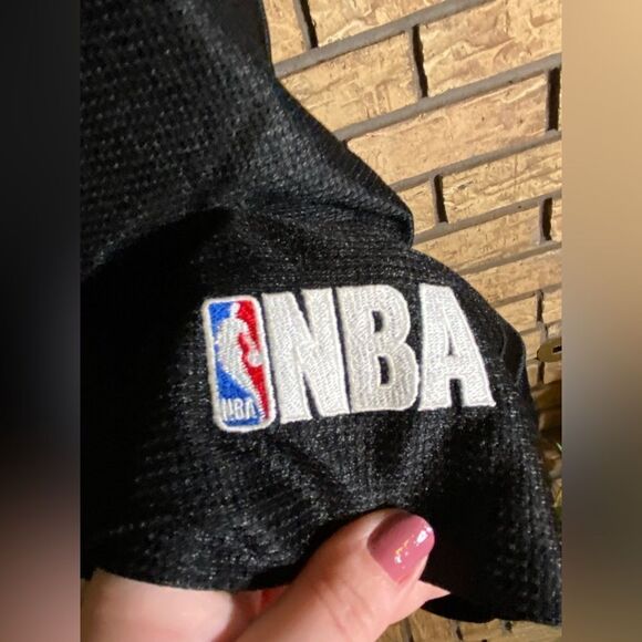 NBA basketball short - Picture 3 of 6